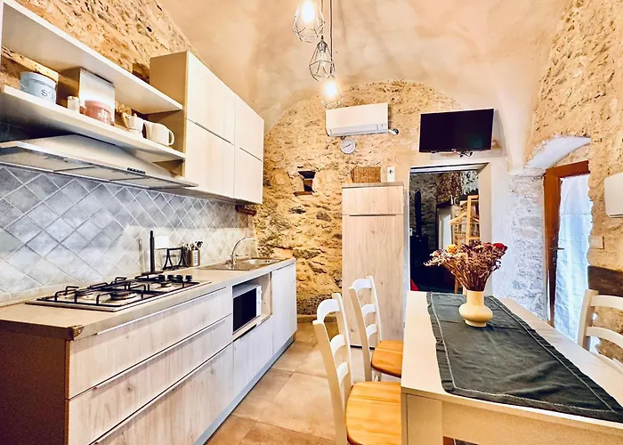 Apartment Hostdomus - Fuggi Nel *